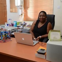 Dr. Lisa Onifade